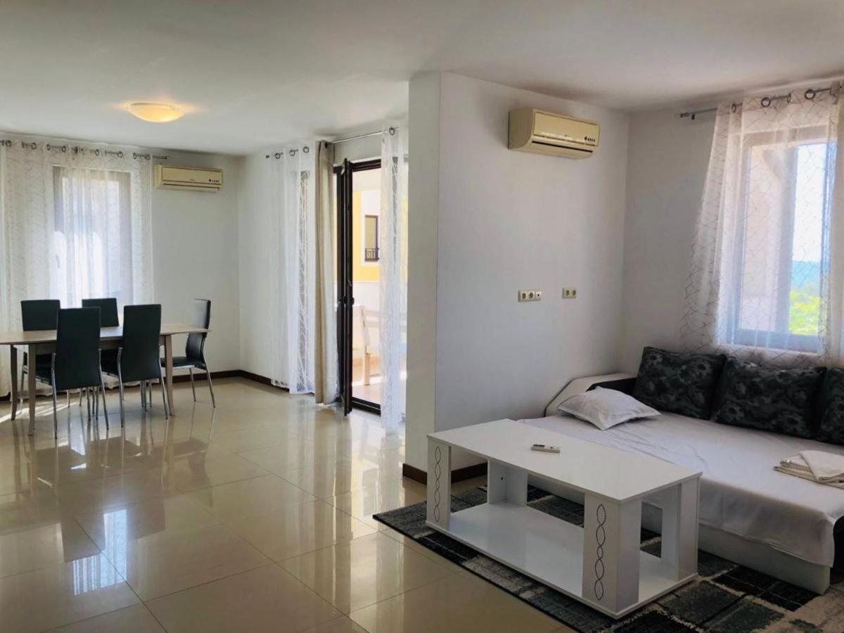 Mia Cassa Apartment Sveti Vlas Bagian luar foto